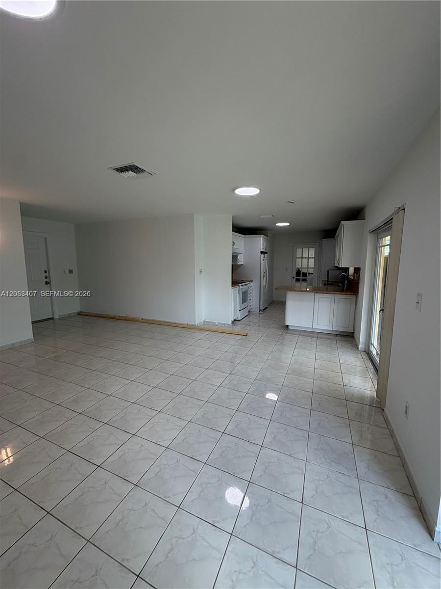 1731 SW 103rd Ave, Miami FL 33165 photo 4