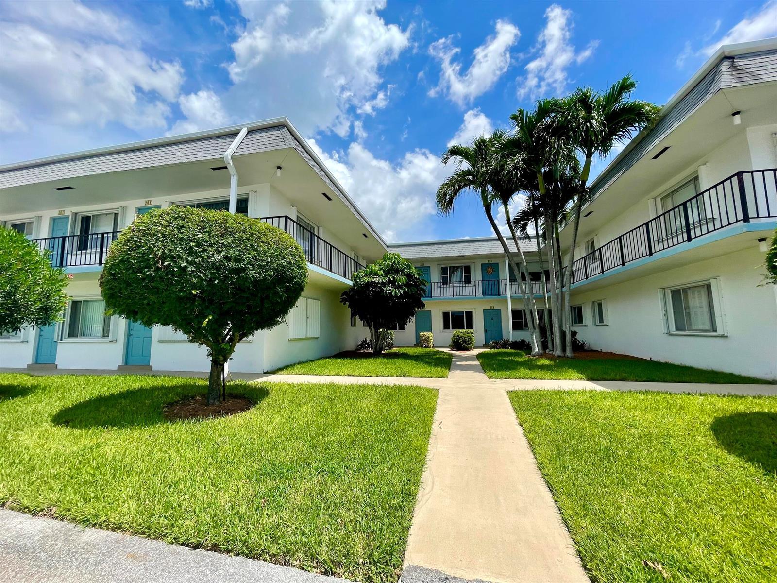 3402 Cynthia Lane # 205, FL 33461