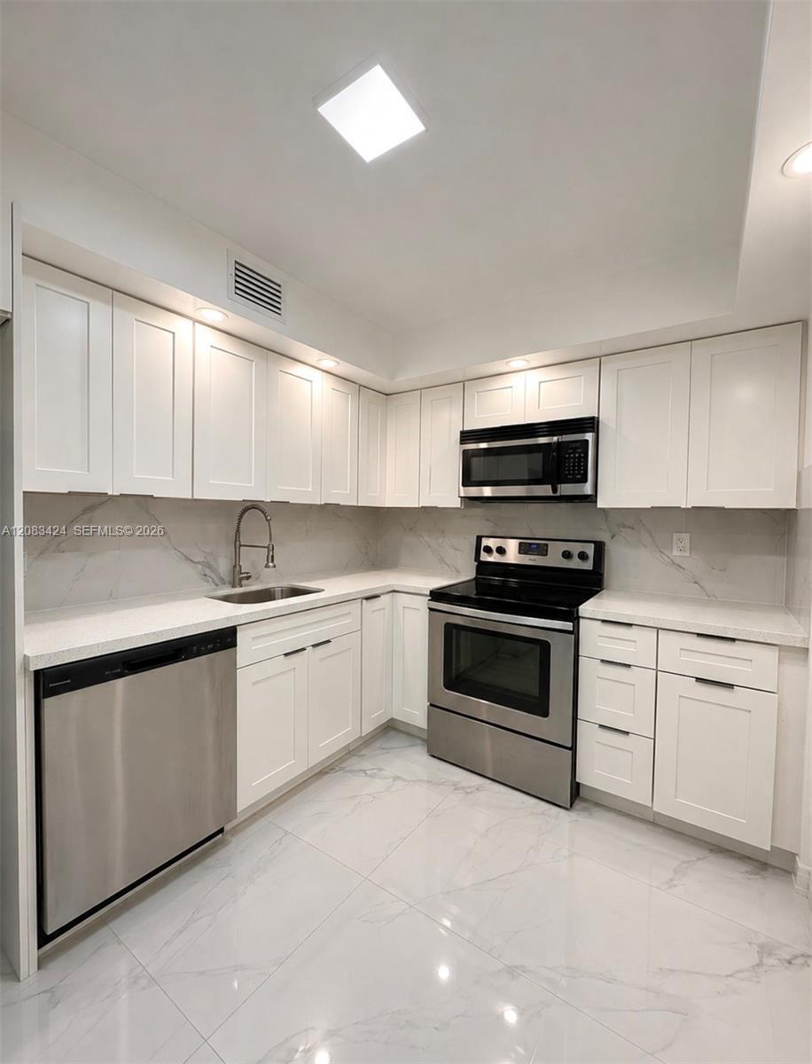1985 S Ocean Dr # 22A, Hallandale Beach FL 33009 photo 4
