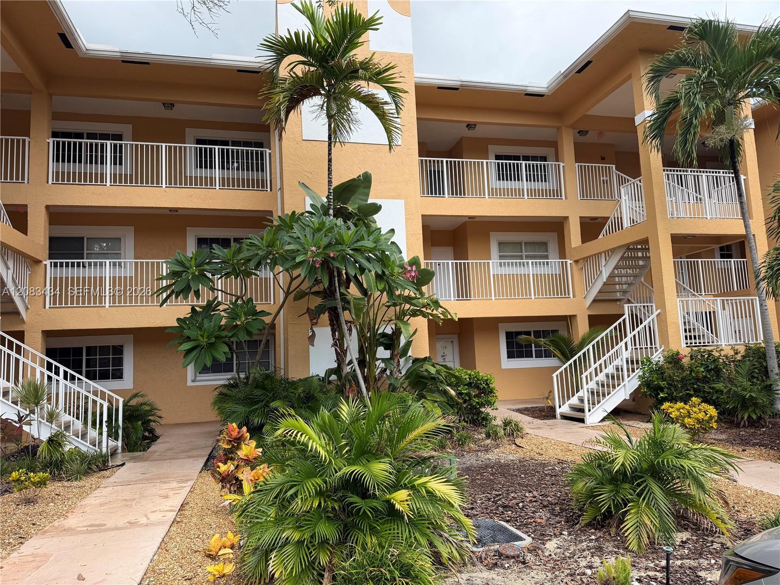 430 SE 7th St # 304E, Dania Beach FL 33004 photo 4