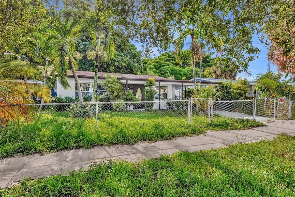 535 NW 23rd Ave, Fort Lauderdale FL 33311 photo 2