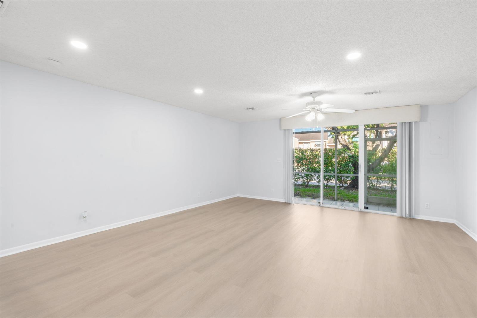 7107 Woodmont Way, Tamarac FL 33321 photo 5
