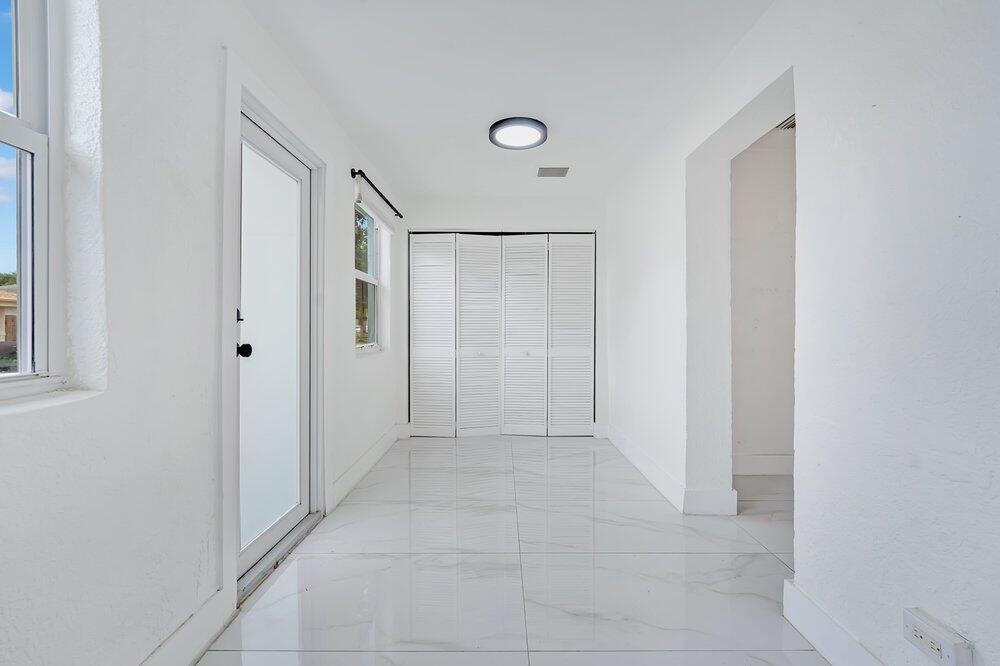 2220 HOPE Street, Hollywood FL 33020 photo 2