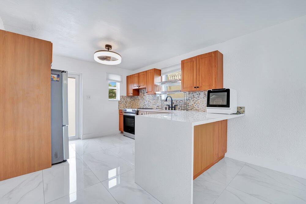 2220 HOPE Street, Hollywood FL 33020 photo 5