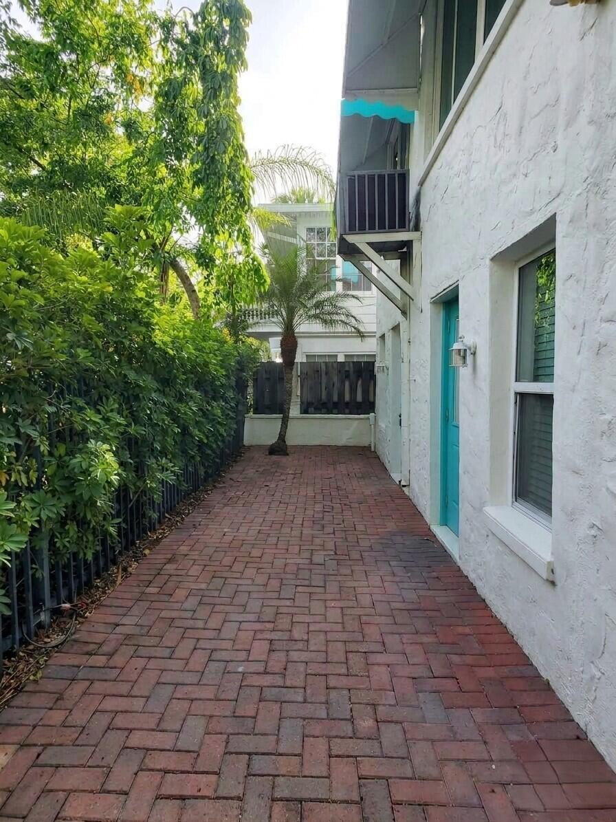 1407 SE 2ND Street # C, Fort Lauderdale FL 33301 photo 2