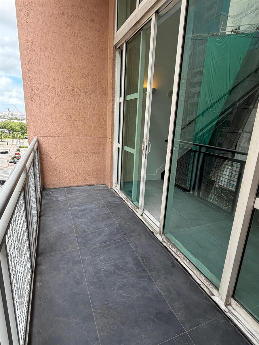 244 BISCAYNE Boulevard # 645, Miami FL 33132 photo 2