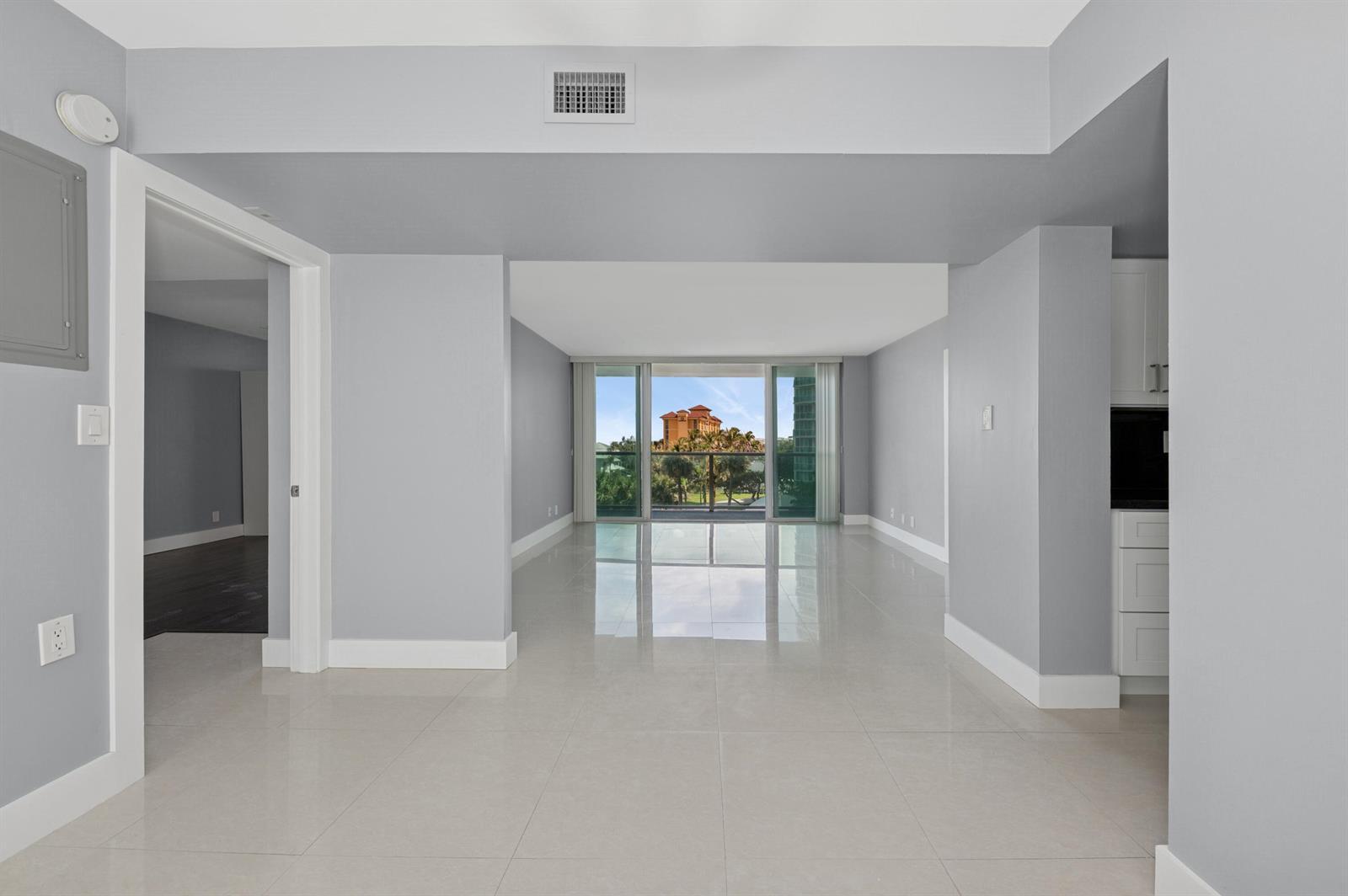 333 NE 21ST Avenue # 520, Deerfield Beach FL 33441 photo 3