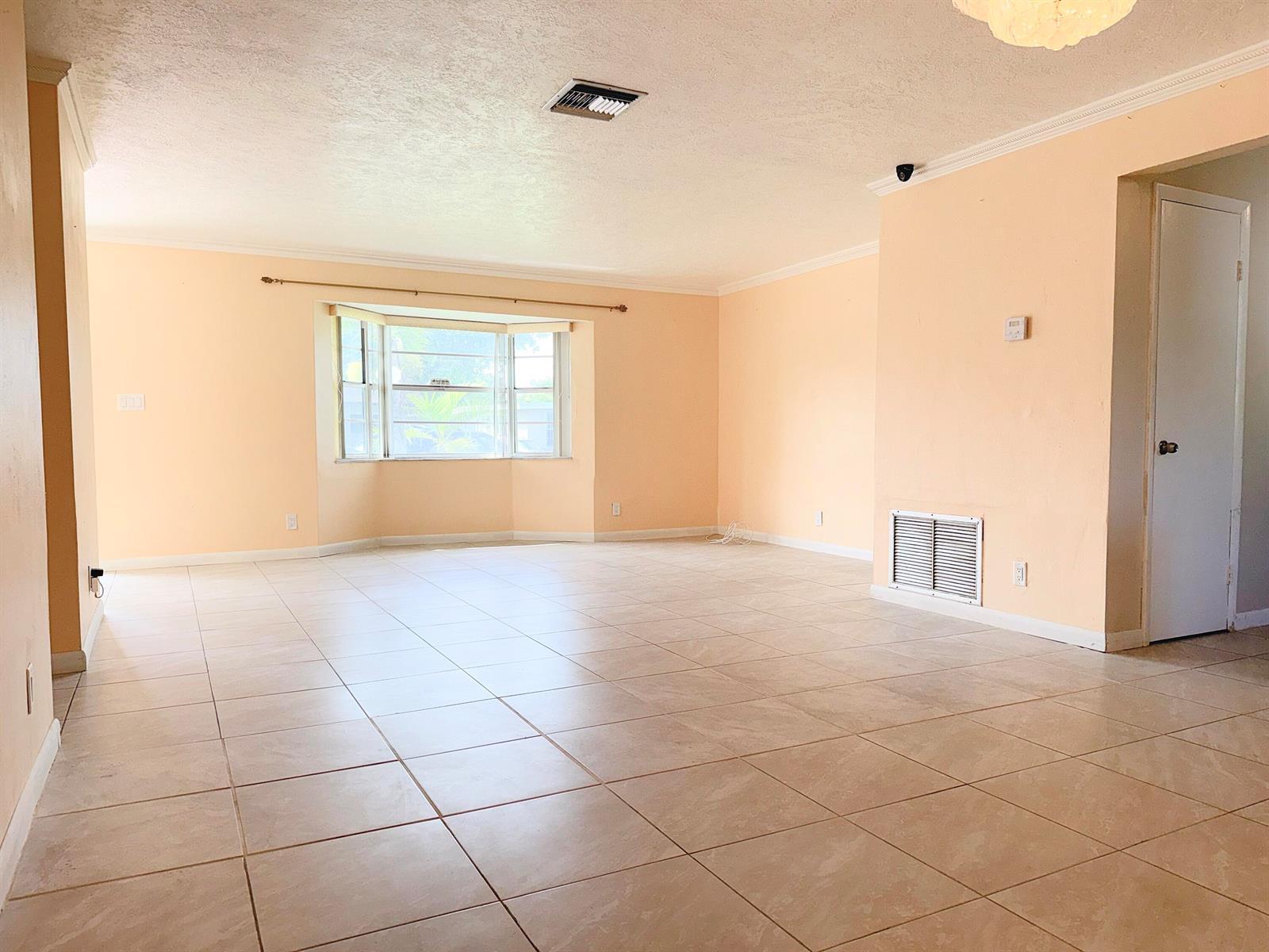 650 SW 28TH Way, Fort Lauderdale FL 33312 photo 5