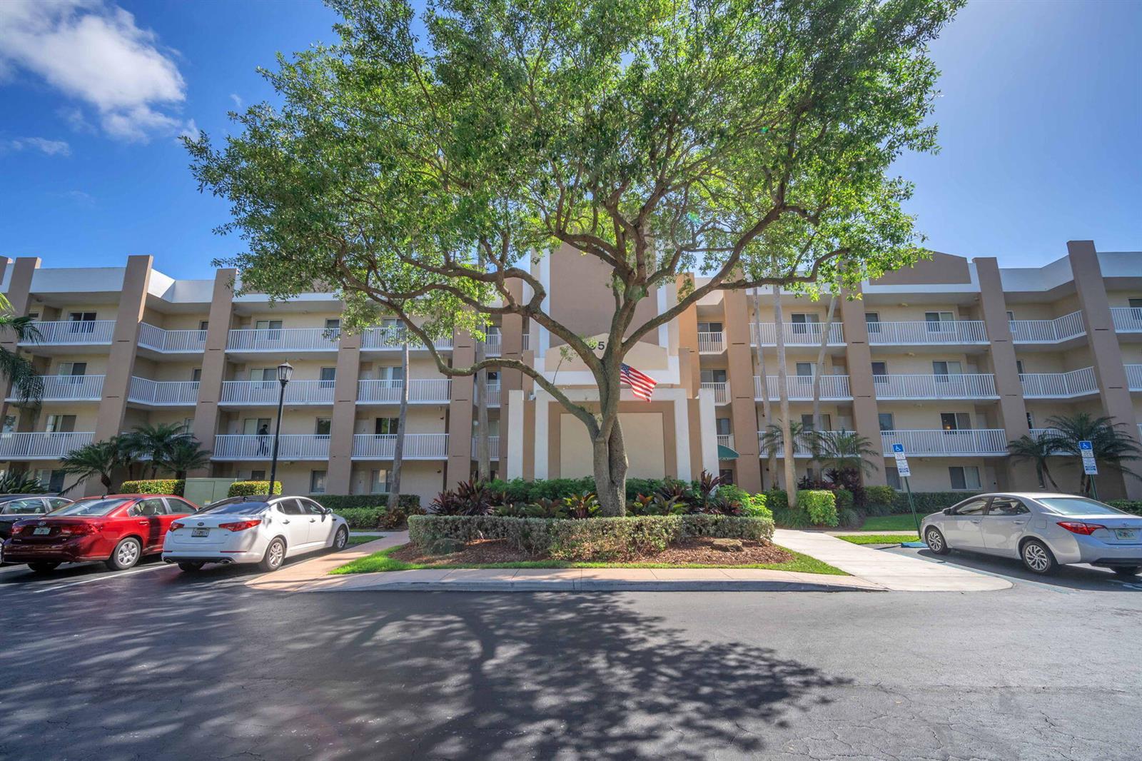 9560 Weldon Circle # J210, Tamarac FL 33321
