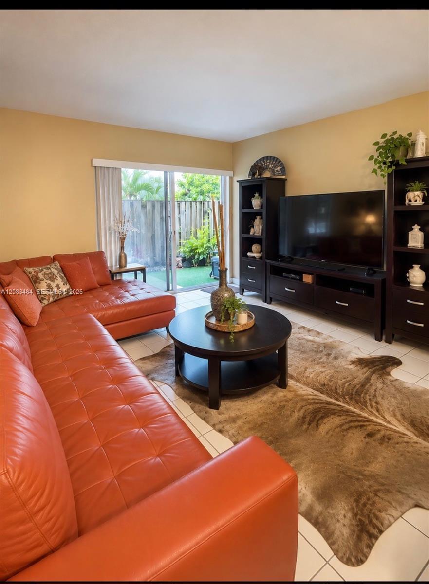 9631 SW 77 AV # C, Miami FL 33156 photo 2