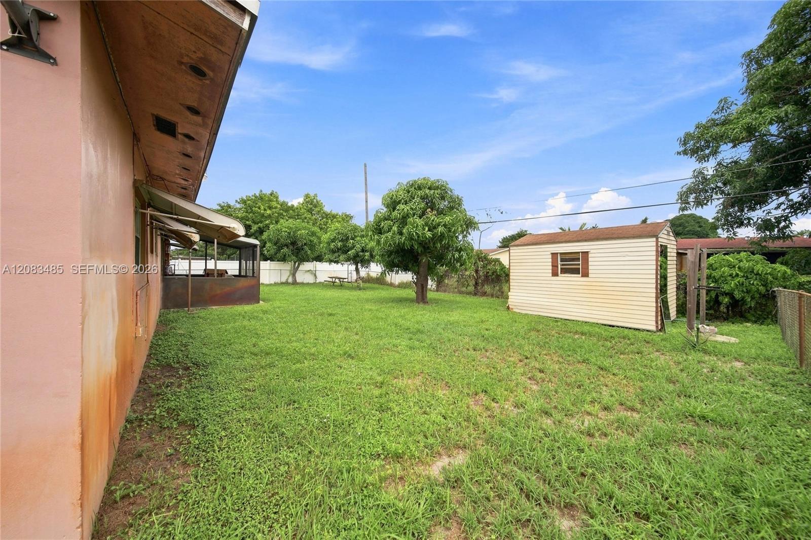 3611 NW 5th Pl, Lauderhill FL 33311 photo 4