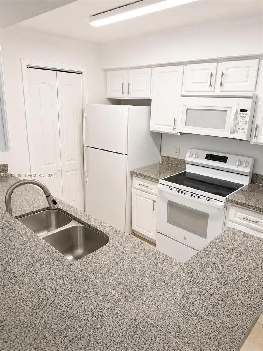 2642 NW 33rd St # 1904, Oakland Park FL 33309 photo 3