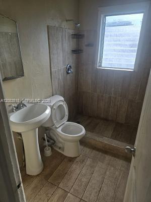2215 Fillmore St # B, Hollywood FL 33020 photo 3