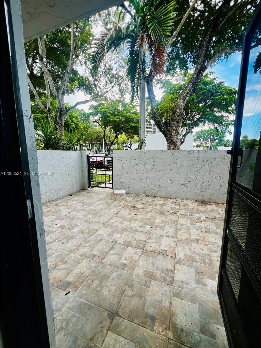 14115 SW 66th St # I3, Miami FL 33183 photo 2