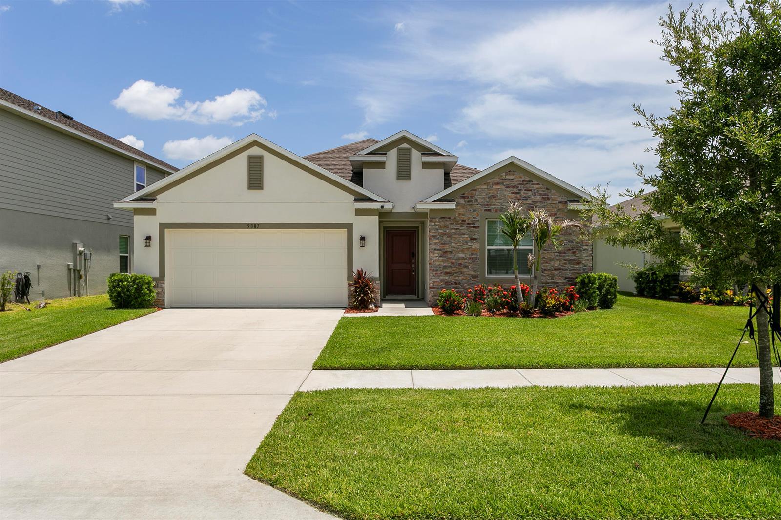 9387 SW SERAPIS Way SW # 9387, Port St. Lucie FL 34987 photo 2