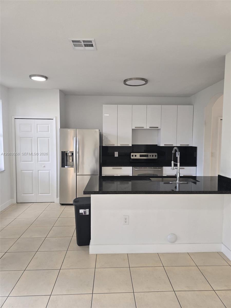 10824 SW 240th Ln, Homestead FL 33032 photo 3