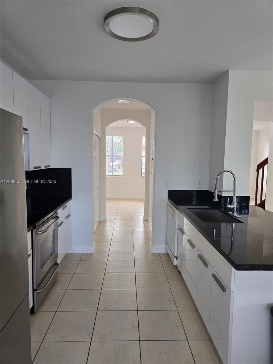 10824 SW 240th Ln, Homestead FL 33032 photo 4