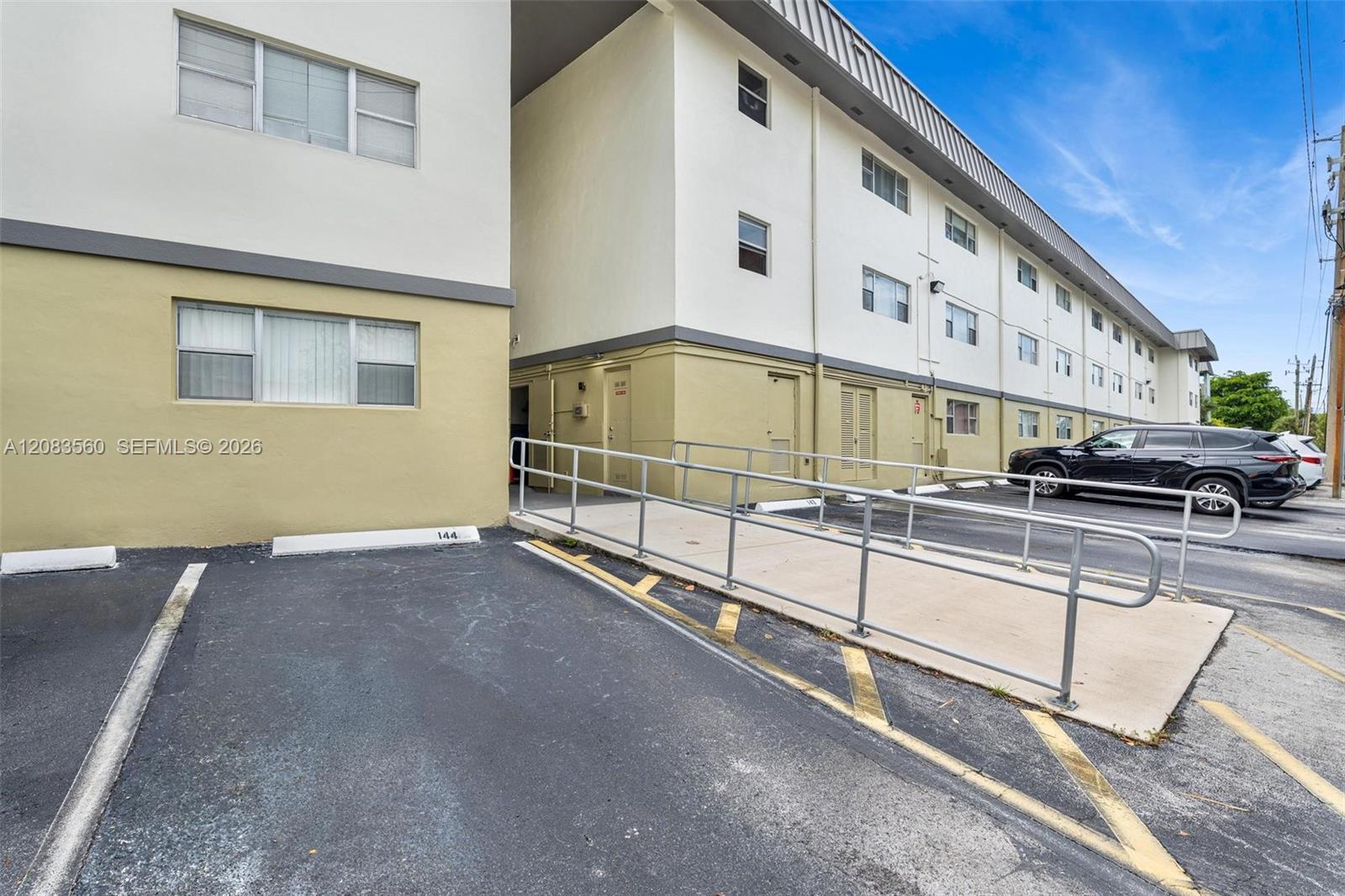 250 Layne Blvd # 304, Hallandale Beach FL 33009 photo 2