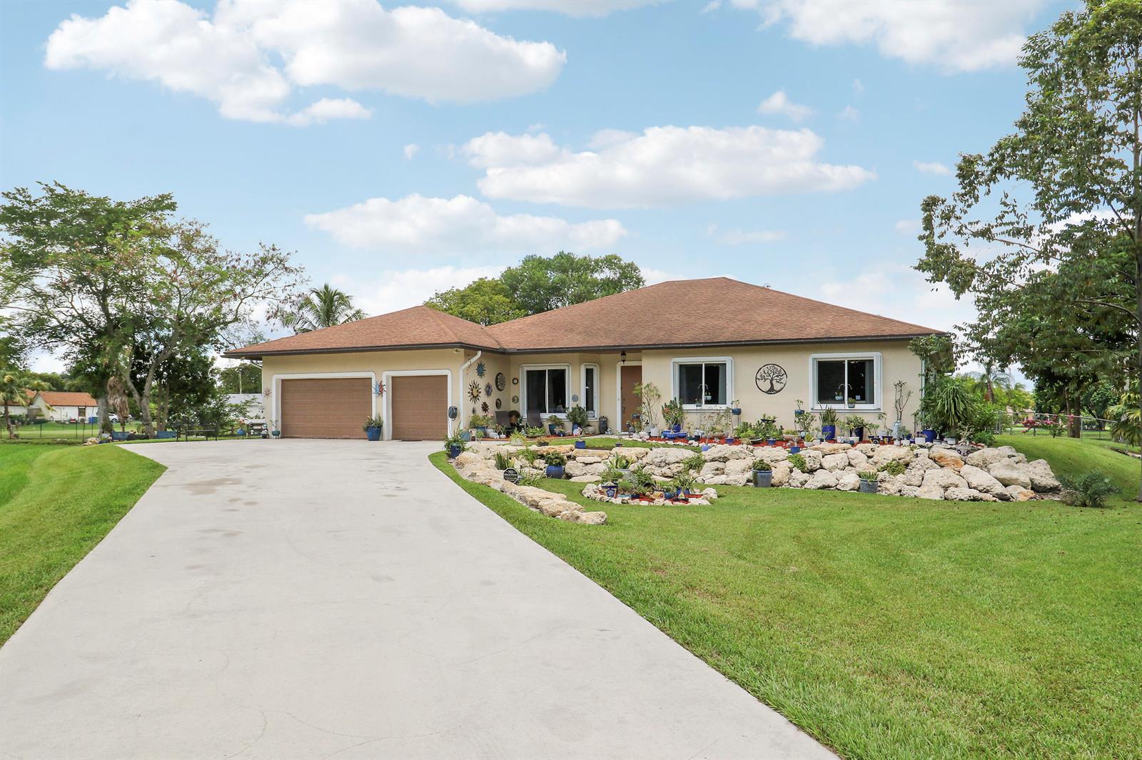20231 SW 49TH Court, Southwest Ranches FL 33332 photo 3