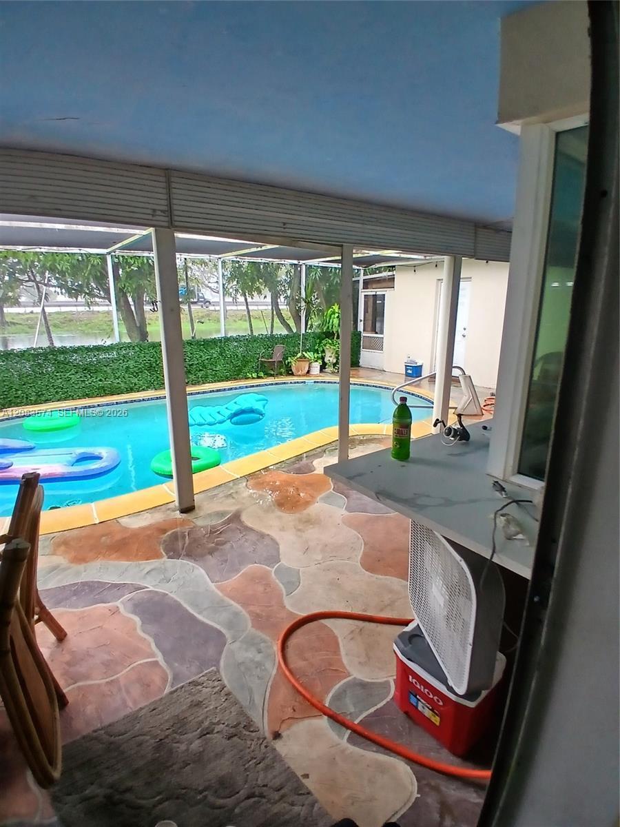 3309 Acapulco Dr, Miramar FL 33023 photo 2