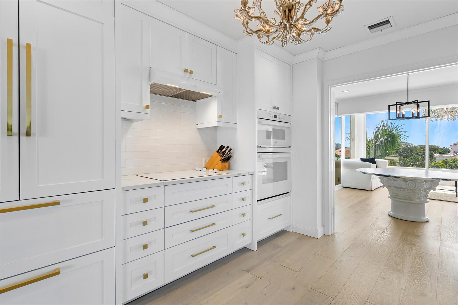 44 COCOANUT Row # 526B, Palm Beach FL 33480 photo 5