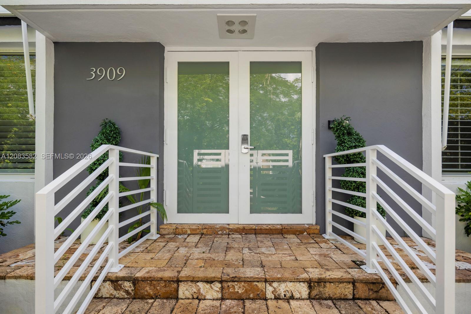 3909 Garden Ave # 1, Miami Beach FL 33140 photo 5