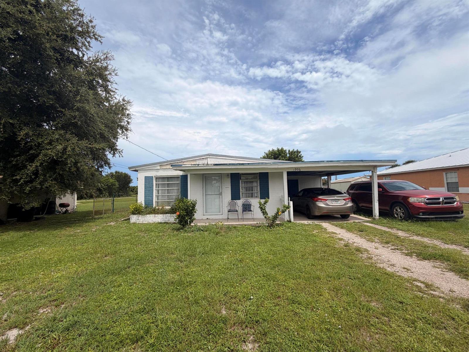 1906 N 16th Court, Fort Pierce FL 34950