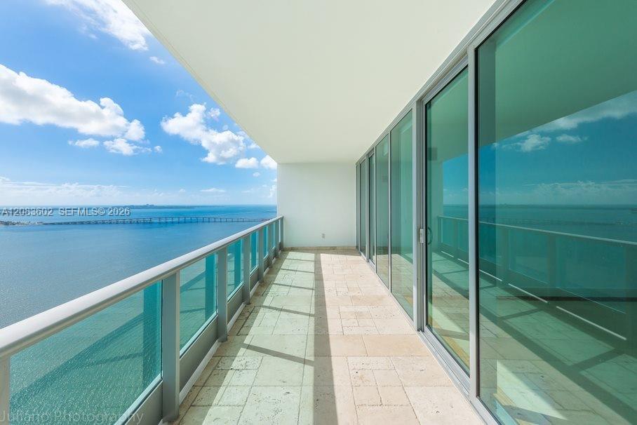1331 Brickell Bay Dr # 3505, Miami FL 33131 photo 2