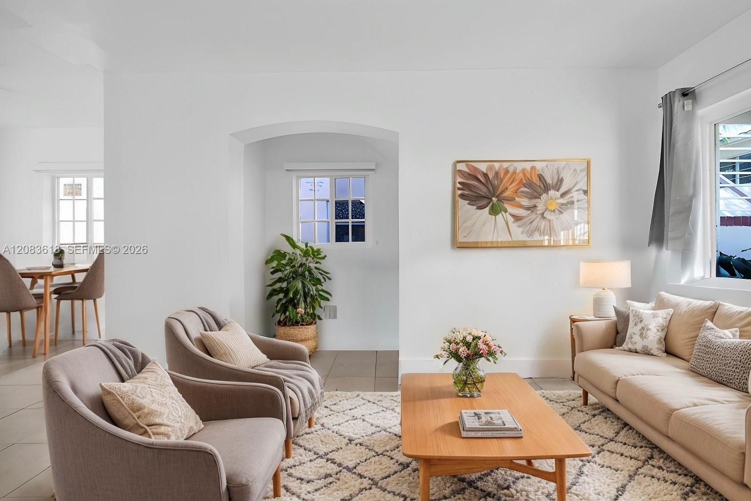 1195 Marseille Dr # 5, Miami Beach FL 33141 photo 2