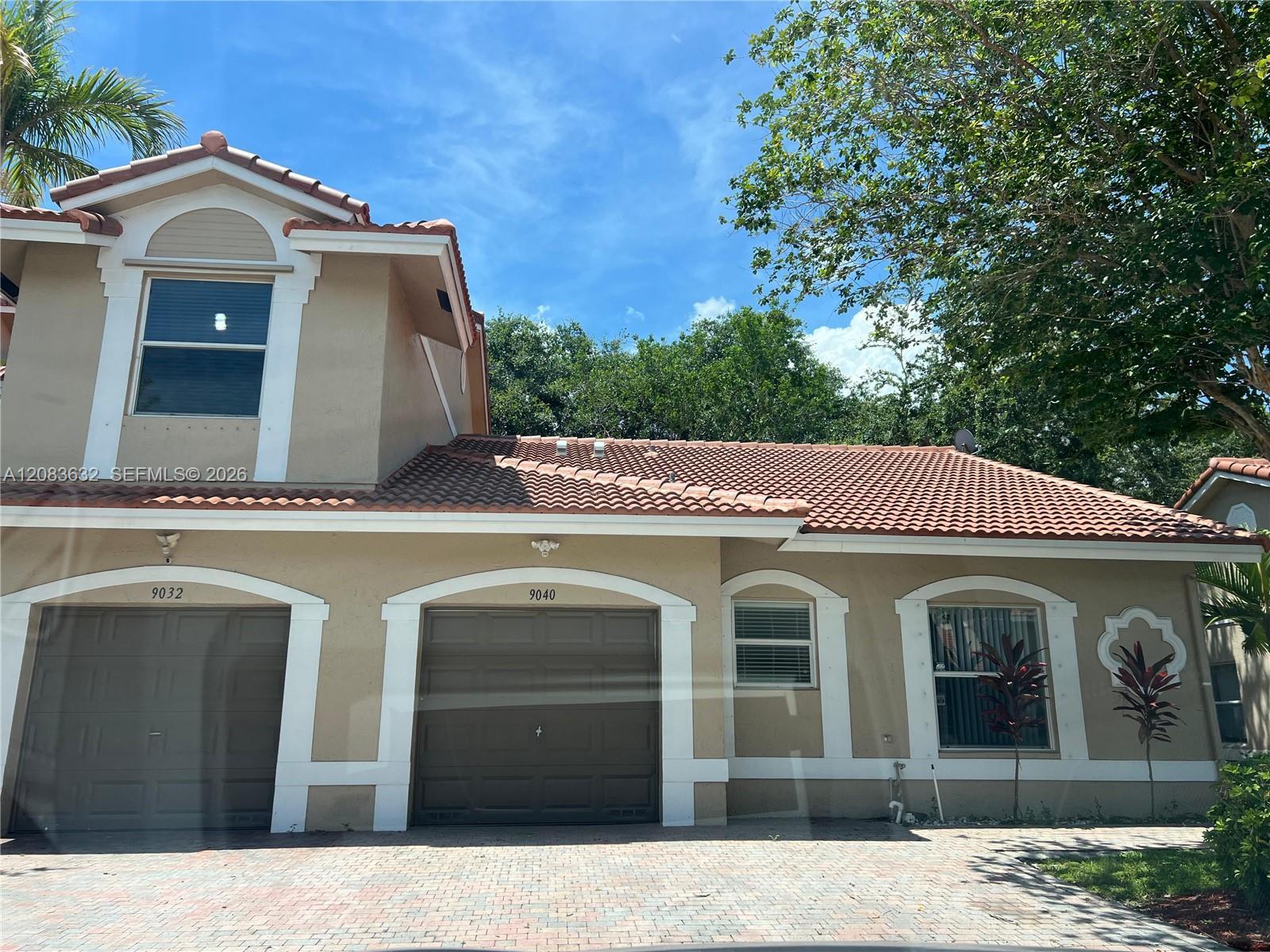 9040 NW 54th St # 9040, Sunrise FL 33351