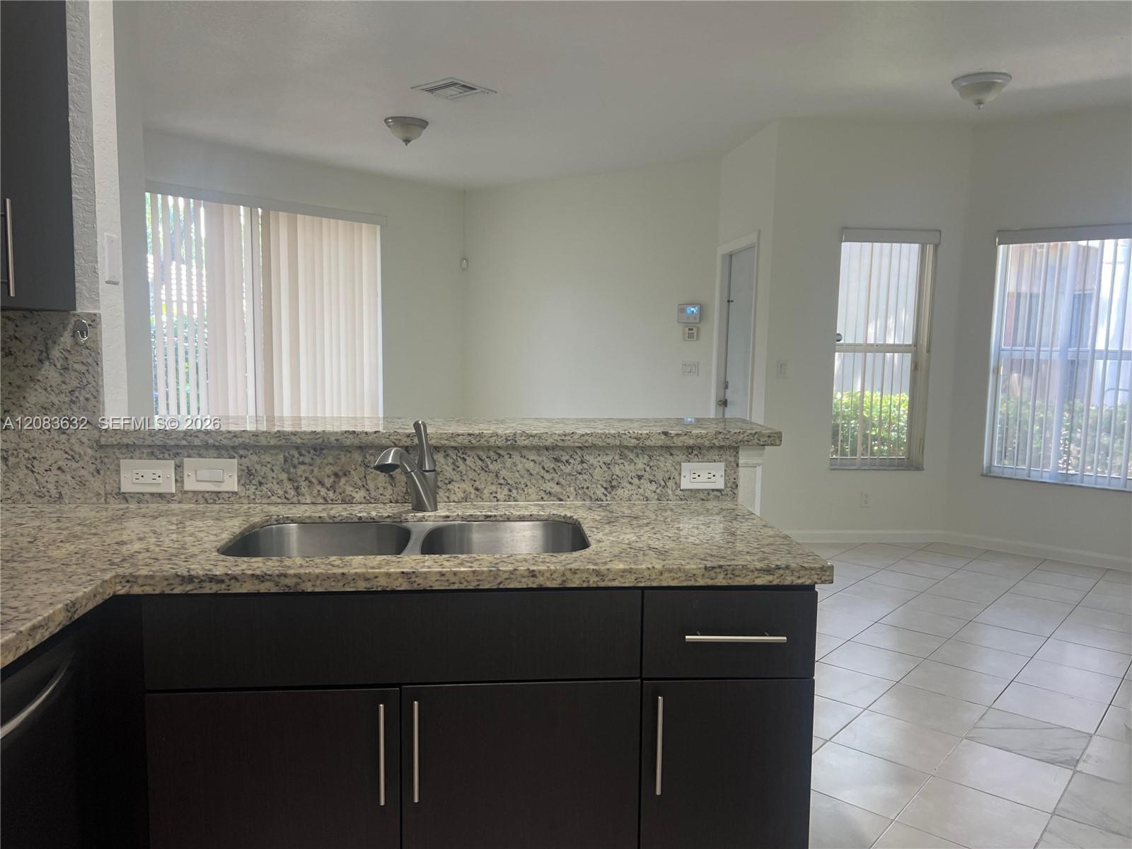 9040 NW 54th St # 9040, Sunrise FL 33351 photo 4