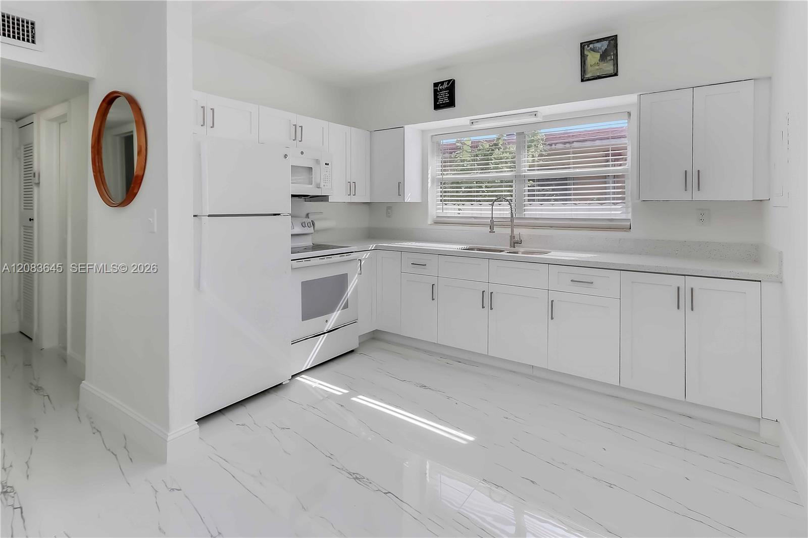 1236 NE 109th St # 2, Miami FL 33161 photo 3