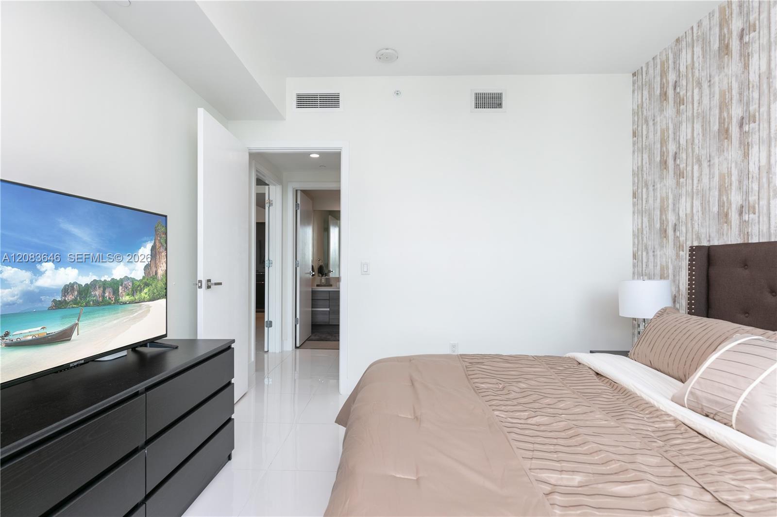 1080 Brickell Ave # 3803, Miami FL 33131 photo 4