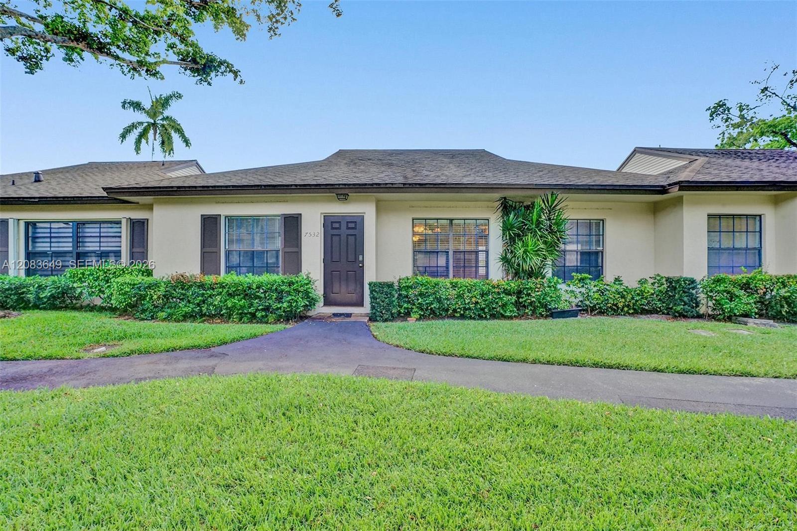 7532 Nova Dr # 19, Davie FL 33317