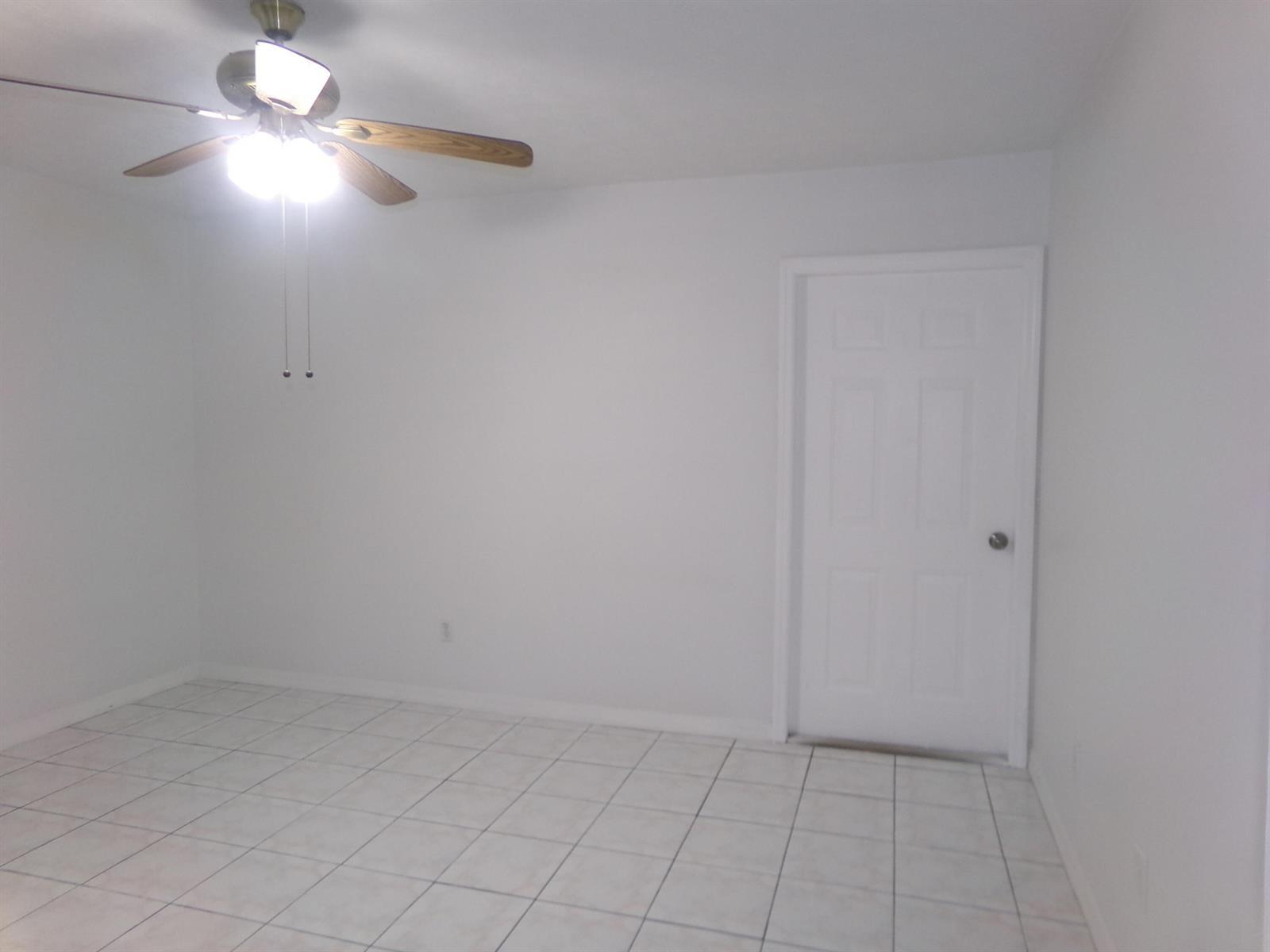 1490 SE Grapeland Avenue, Port St. Lucie FL 34952 photo 5