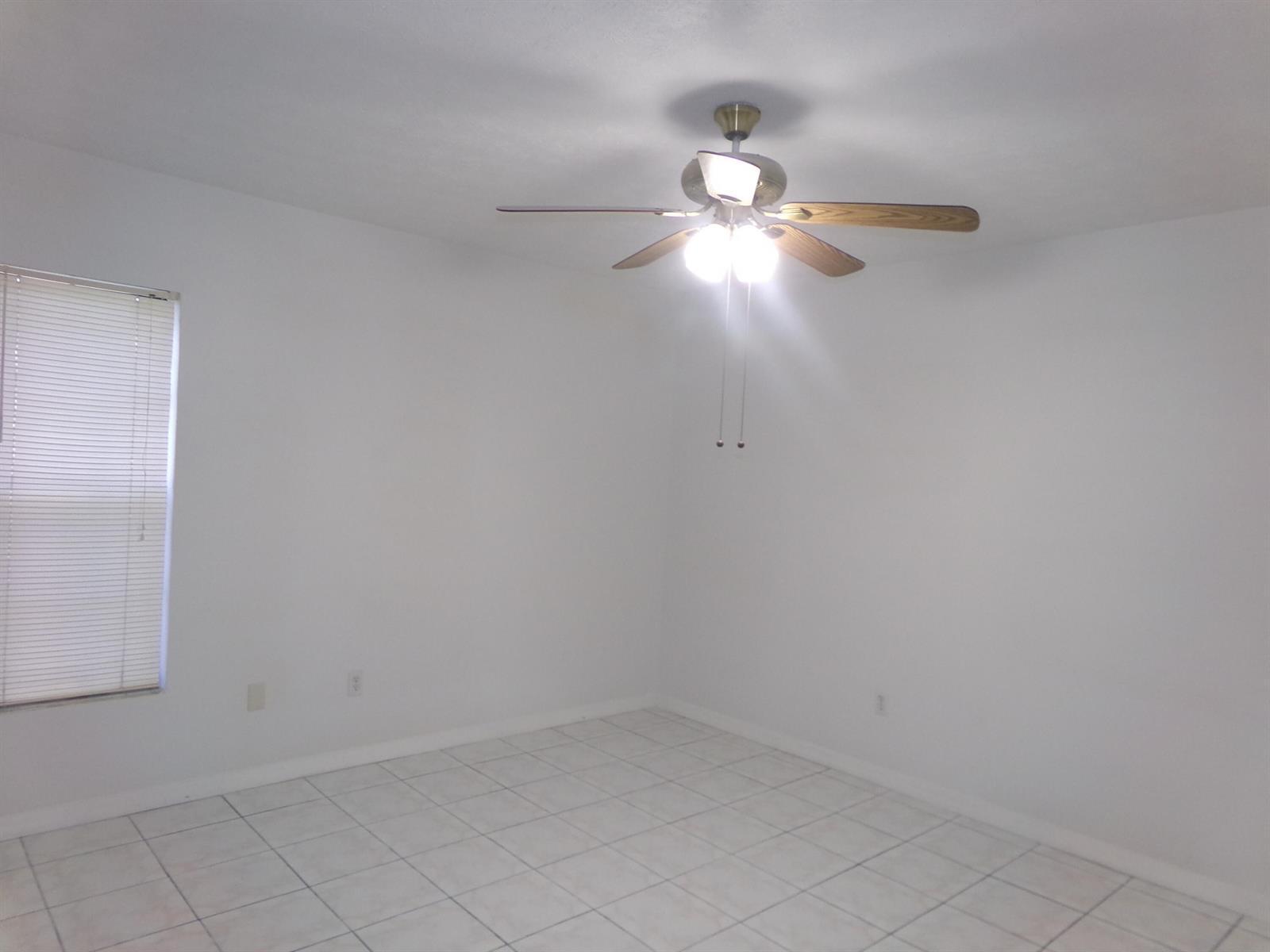 1490 SE Grapeland Avenue, Port St. Lucie FL 34952 photo 4
