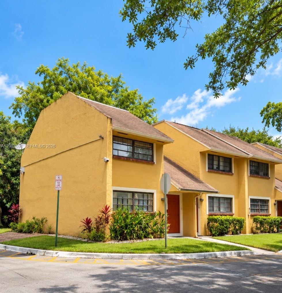 3158 N Pine Island Rd # 907, Sunrise FL 33351