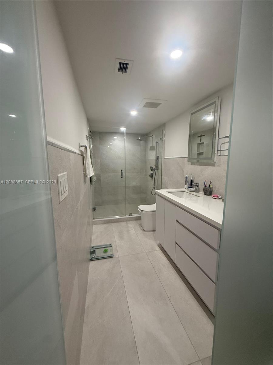 5750 Collins Ave # 3F, Miami Beach FL 33140 photo 3