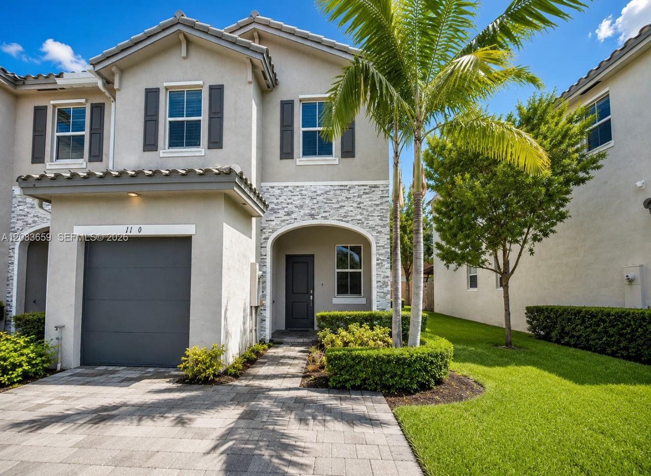 1100 SE 26th Ter, Homestead FL 33035 photo 2