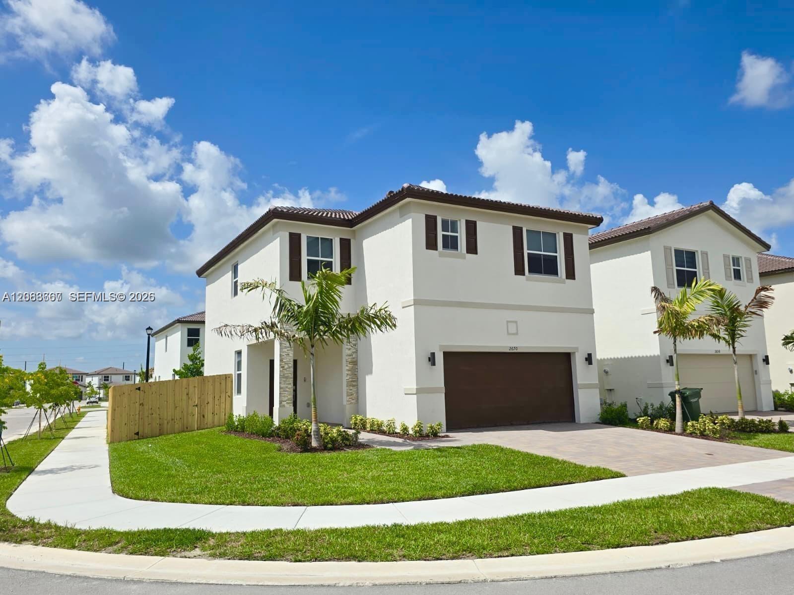 2670 SE 24th Ct, Homestead FL 33035 photo 2