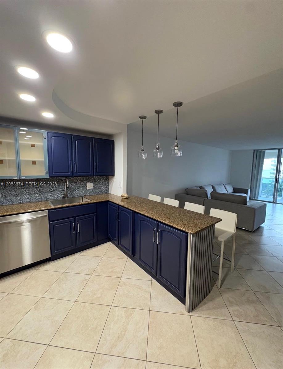 Hollywood, FL 33019 photo 4