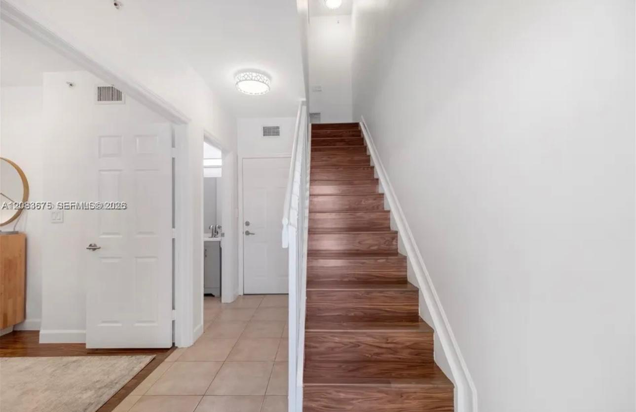 2069 S Ocean Dr, Hallandale Beach FL 33009 photo 2