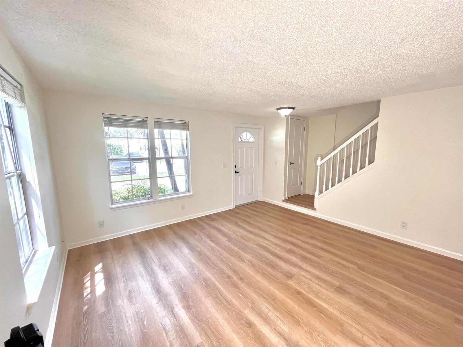 311 Georgian Park Drive, Jupiter FL 33458 photo 4