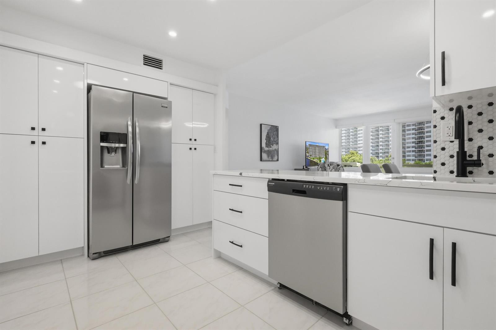 3200 NE 36th Street Unit 318, Fort Lauderdale FL 33308 photo 4