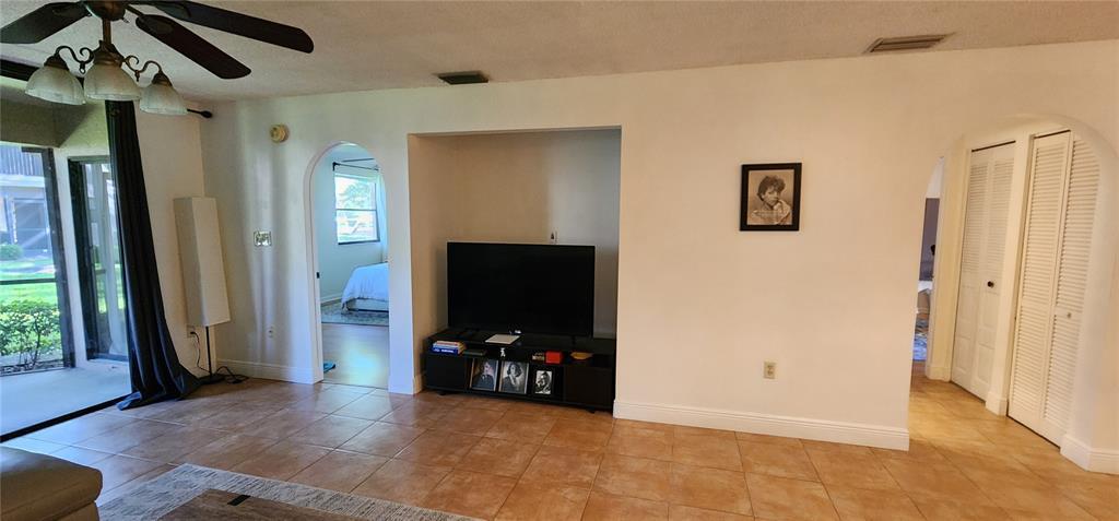 9862 NW 1ST Court # 9862, Plantation FL 33324 photo 4