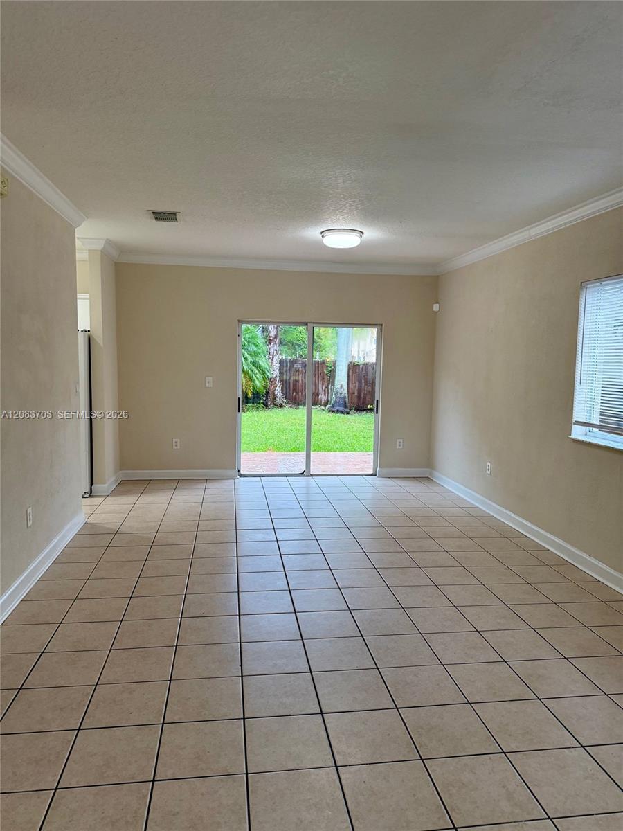 2601 NE 41st Cir, Homestead FL 33033 photo 3