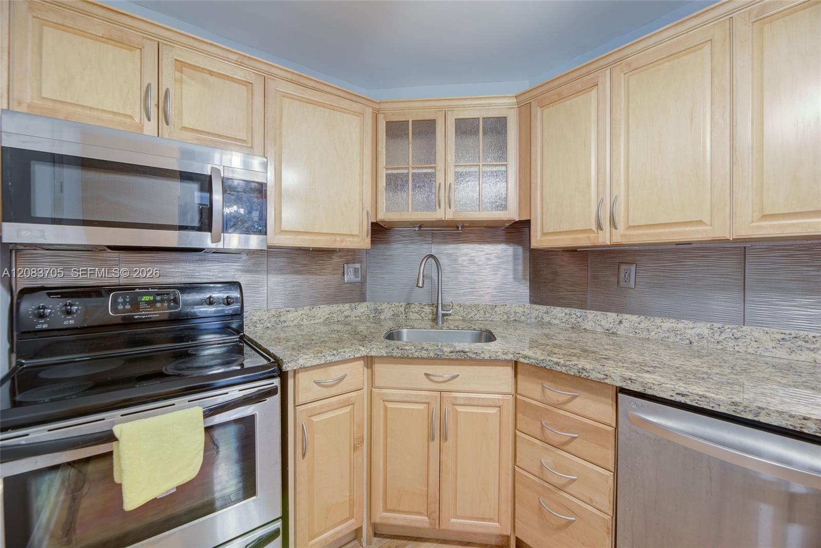 3031 N Ocean Blvd # 305, Fort Lauderdale FL 33308 photo 5