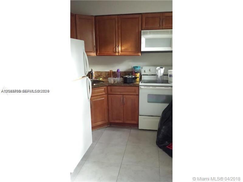 1926 RODMAN # 2, Hollywood FL 33020 photo 3