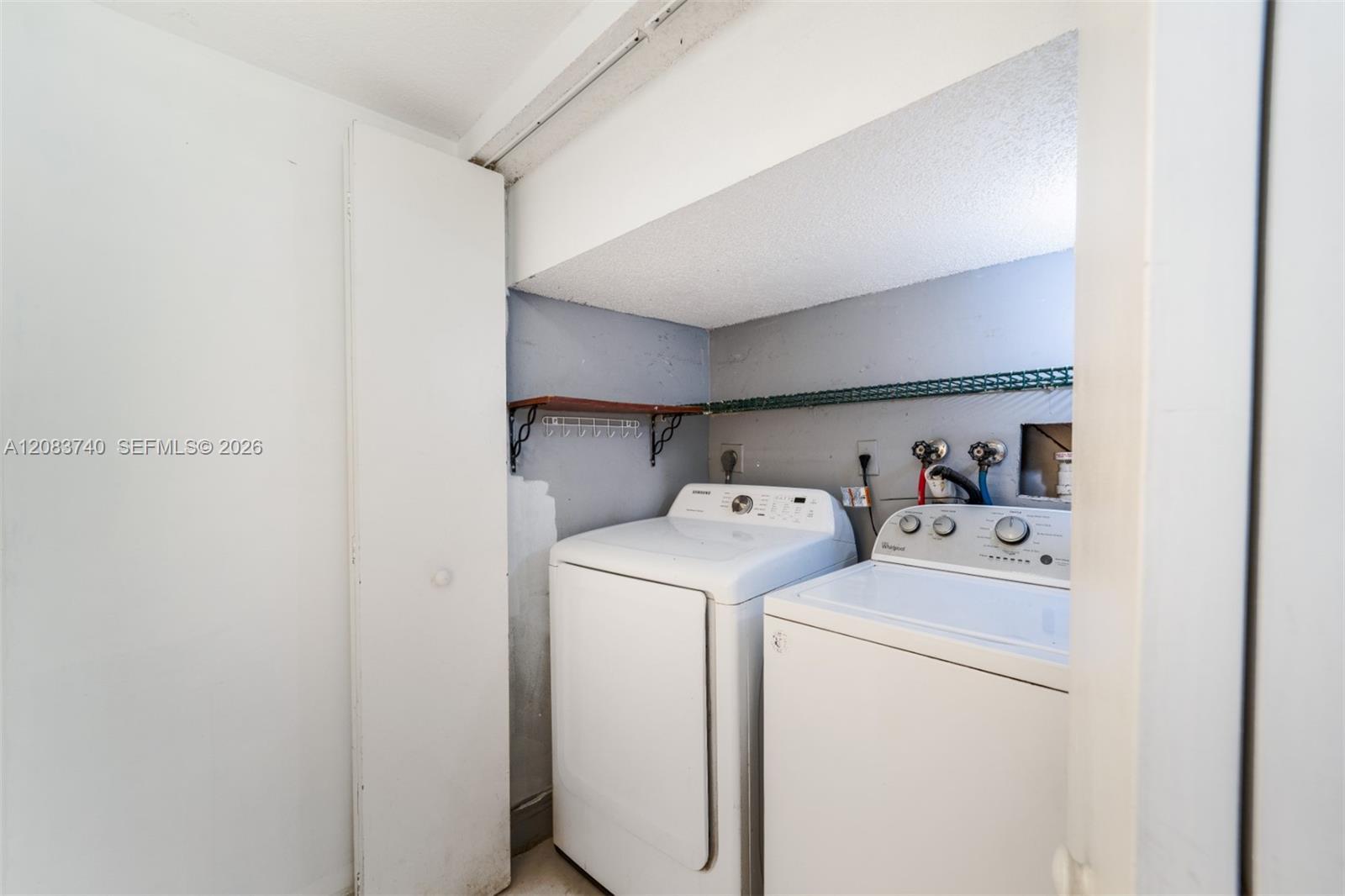 13975 SW 179th St, Miami FL 33177 photo 4