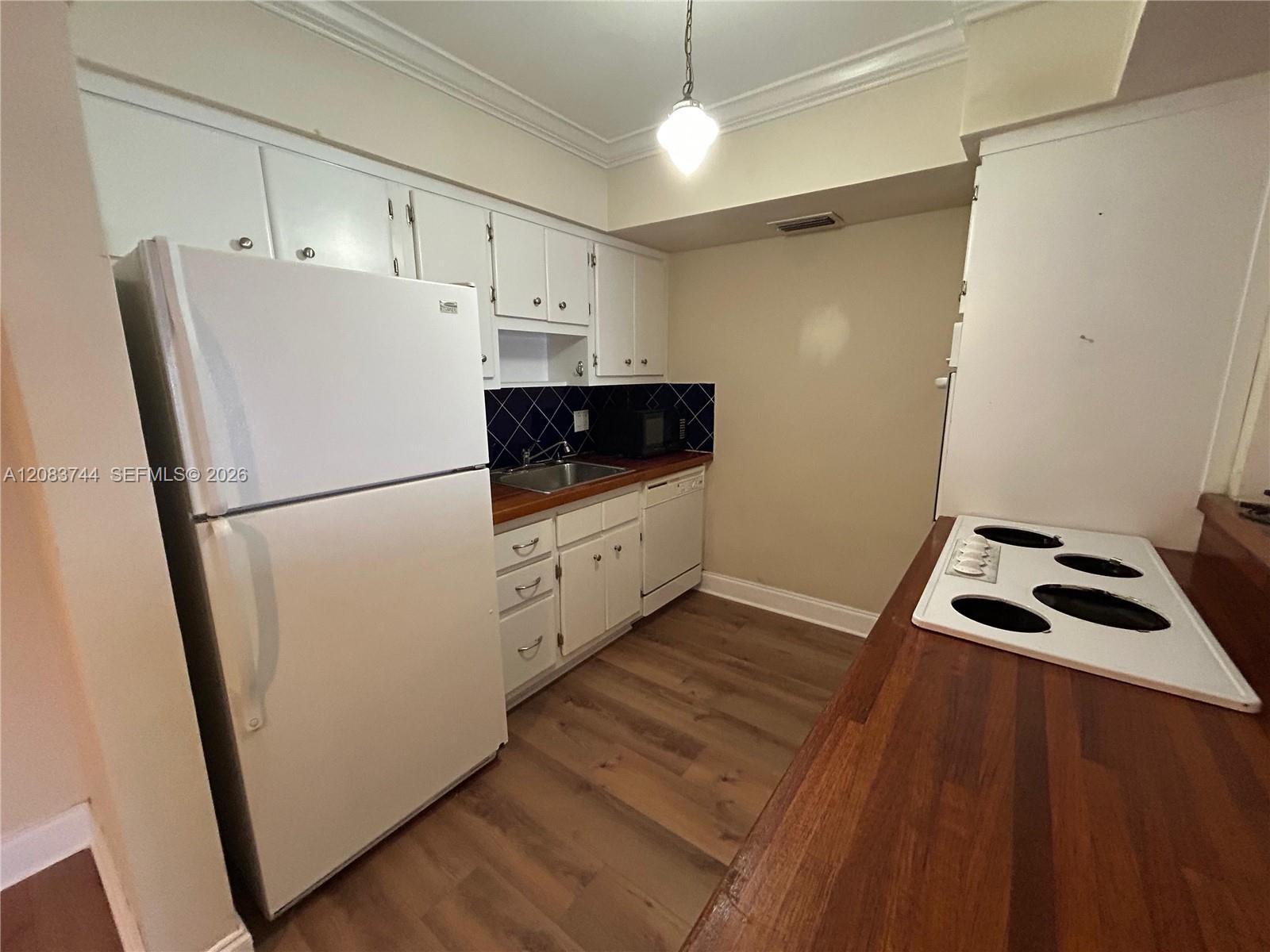 11855 NE 19th Dr # 47, North Miami FL 33181 photo 5